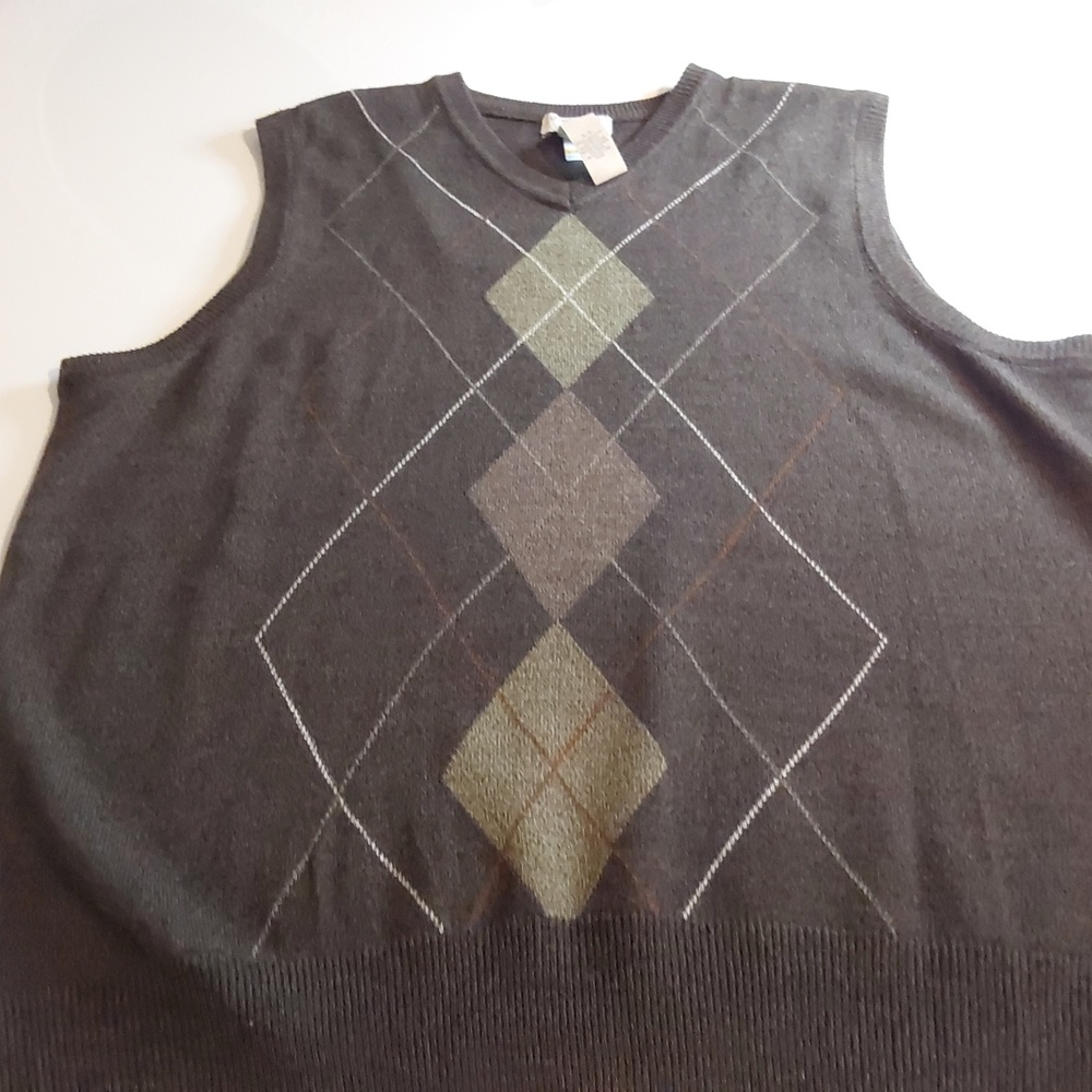 DOCKERS  MEN'S SLEEVE LESS SWEATER SIZE S
